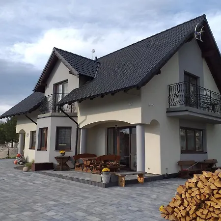 Kapitanski Dworek *