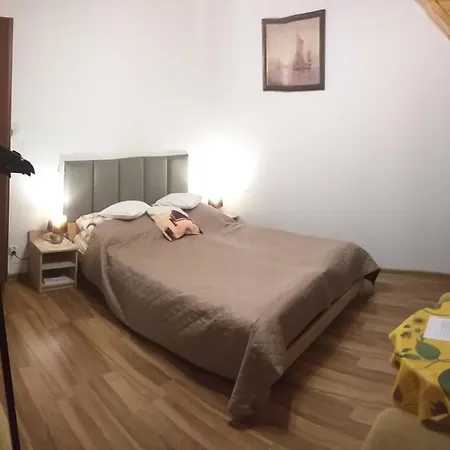 Kapitanski Dworek 民宿