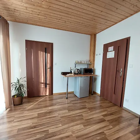Kapitanski Dworek *