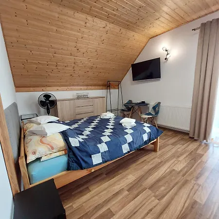 民宿 Kapitanski Dworek