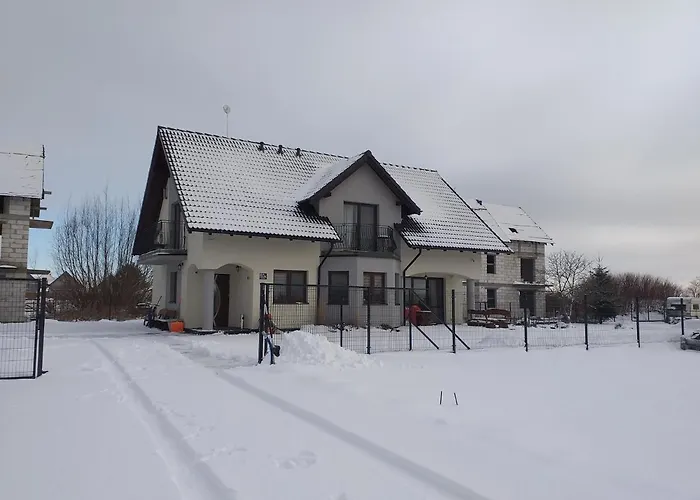 Kapitanski Dworek Rum i privatbostad *