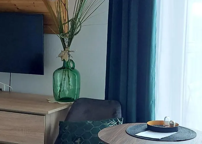 Kapitanski Dworek منزل للإقامة