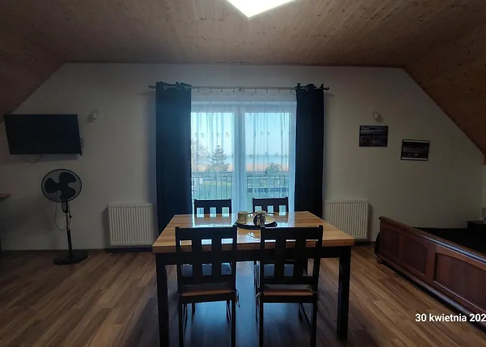 منزل للإقامة Kapitanski Dworek كرينيتا مورسكا