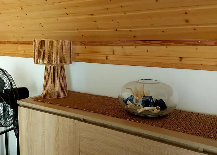 Kapitanski Dworek * كرينيتا مورسكا