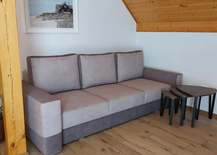 Kapitanski Dworek * كرينيتا مورسكا