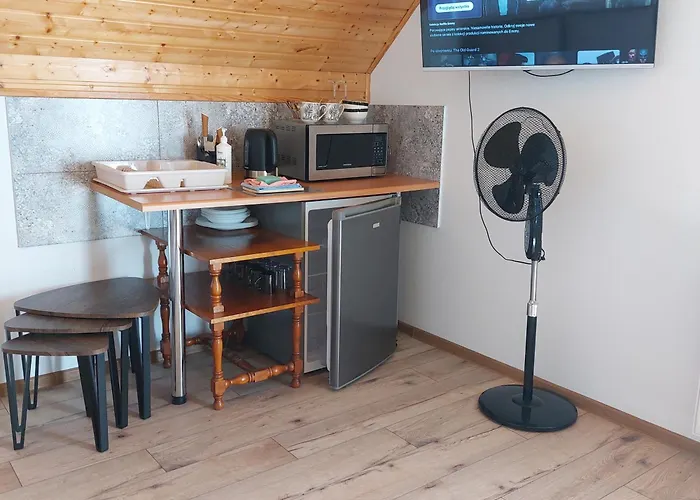 Kapitanski Dworek منزل للإقامة